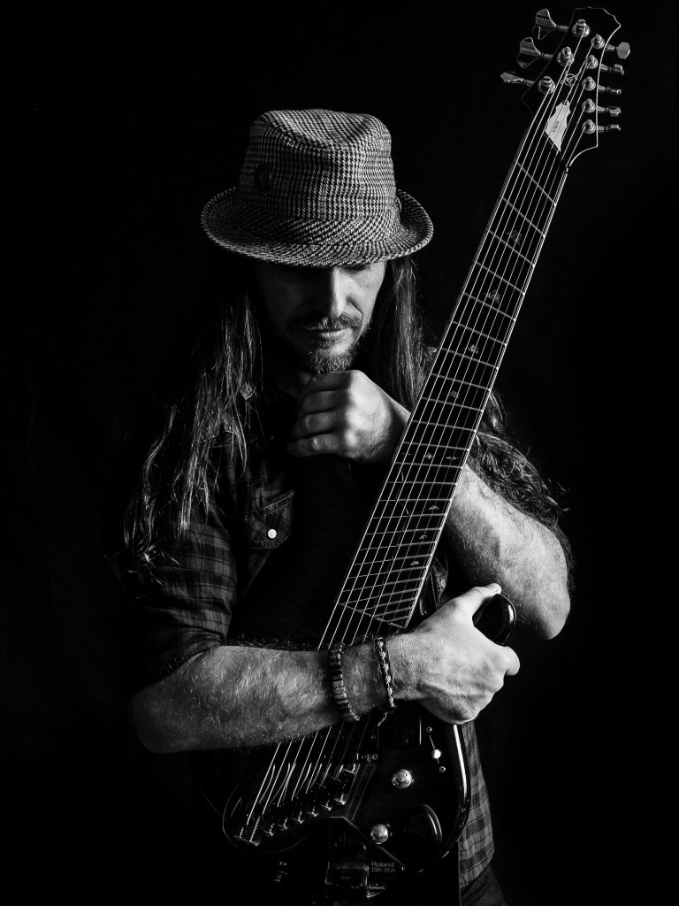 Peter Luha - gitarista